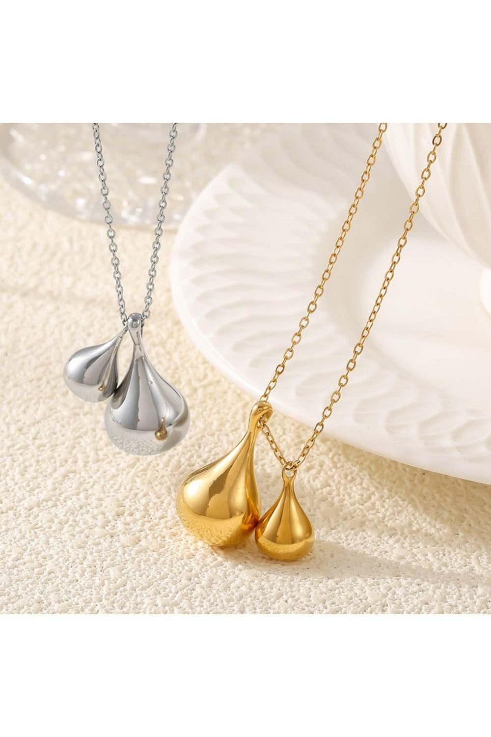 Stainless Steel Water Drop Shape Pendant Necklace - Necklaces - FITGGINS