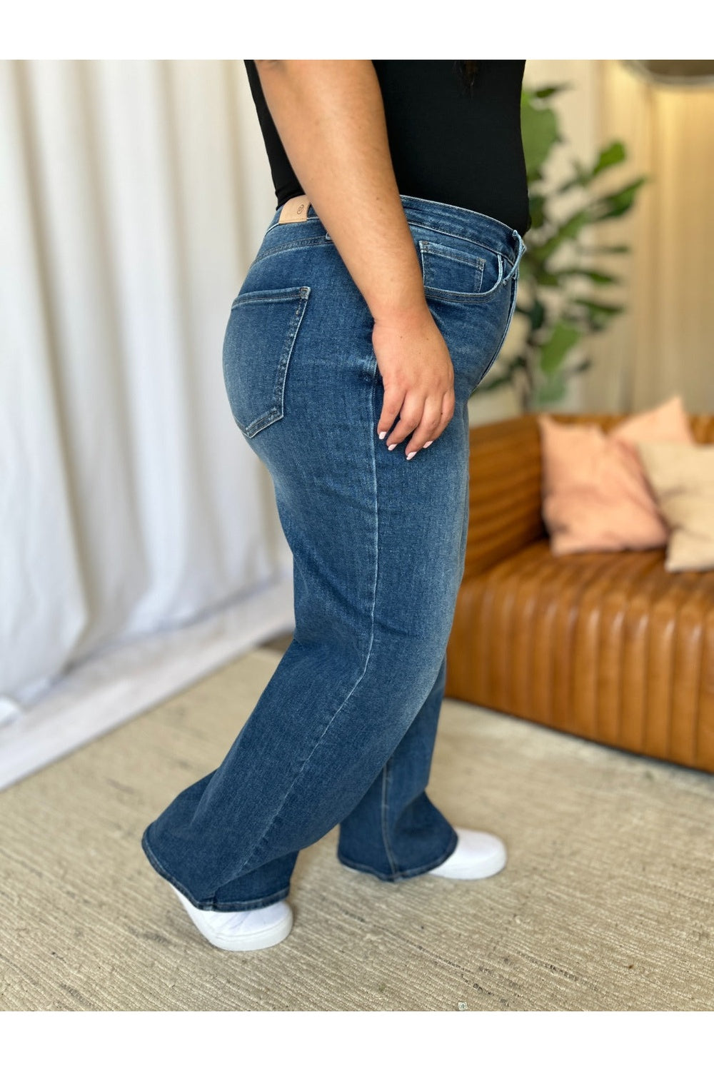 RFM Full Size High Rise Tummy Control Wide Leg Jeans - Jeans - FITGGINS