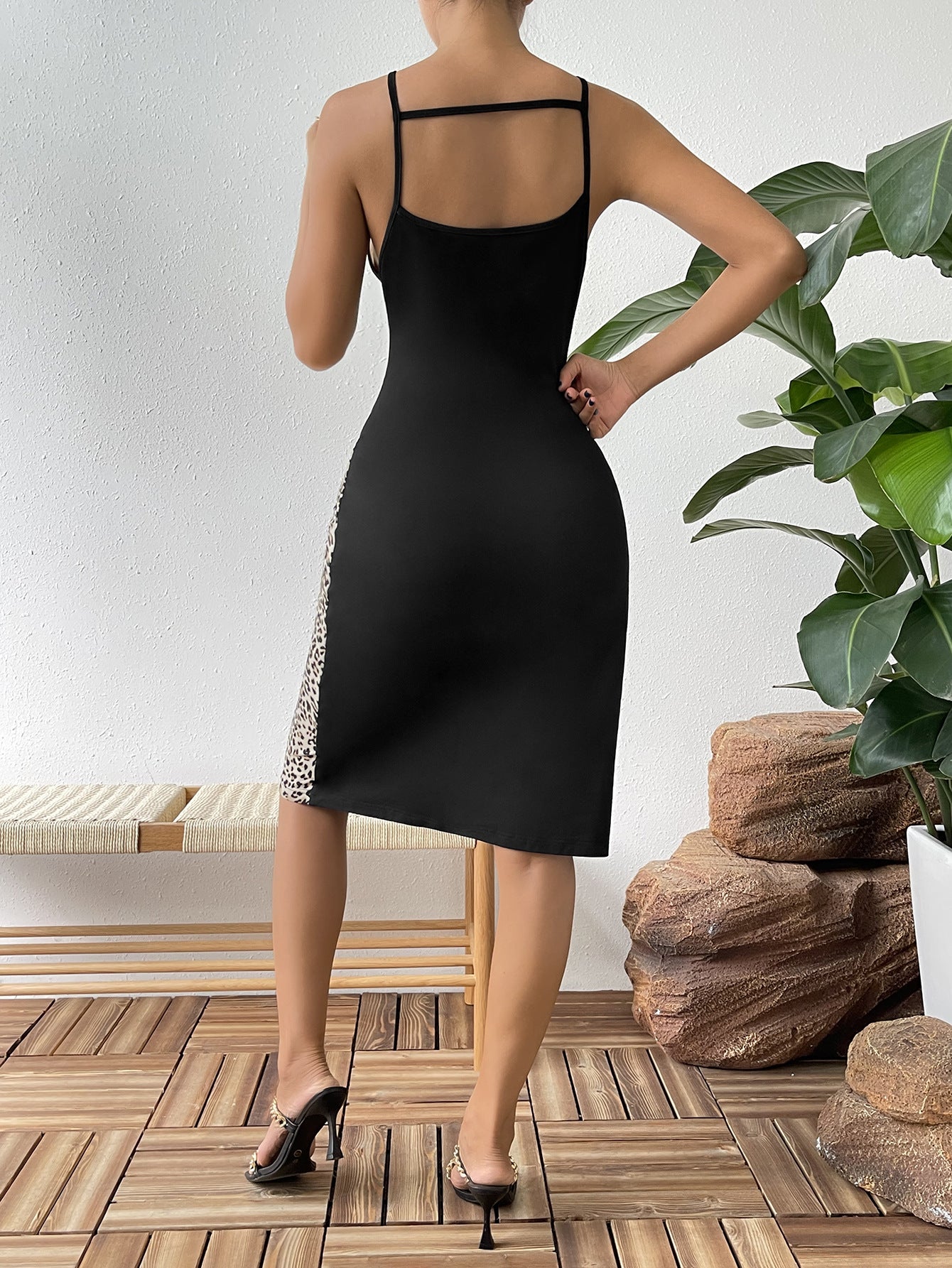 Ivy Lane Leopard Color Block Cutout Sleeveless Knee-Length Dress Fitggins