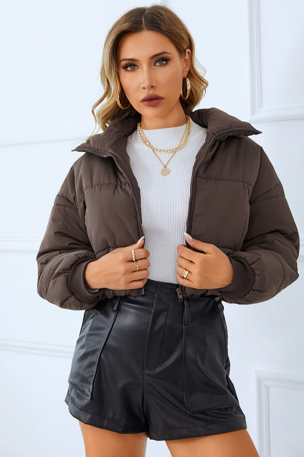 Zip-Up Winter Coat with Pockets - Jackets - FITGGINS