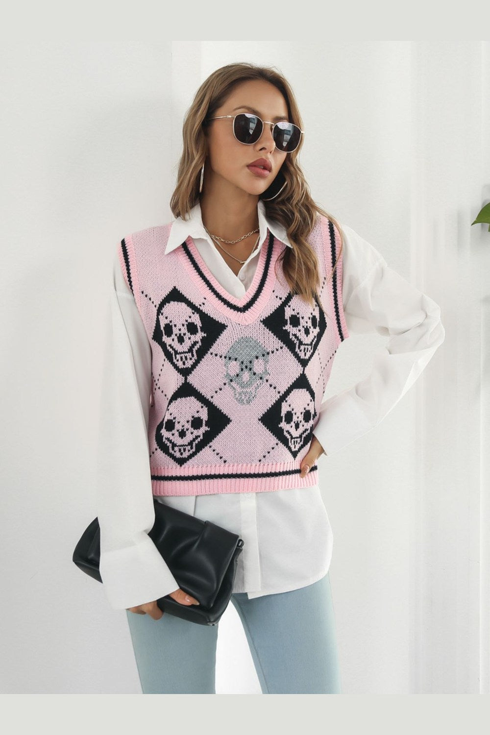 Skull Contrast V-Neck Sweater Vest - Pullover Sweaters - FITGGINS