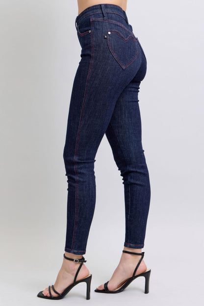 Judy Blue Full Size Heart Shaped Back Pockets Skinny Jeans - Jeans - FITGGINS