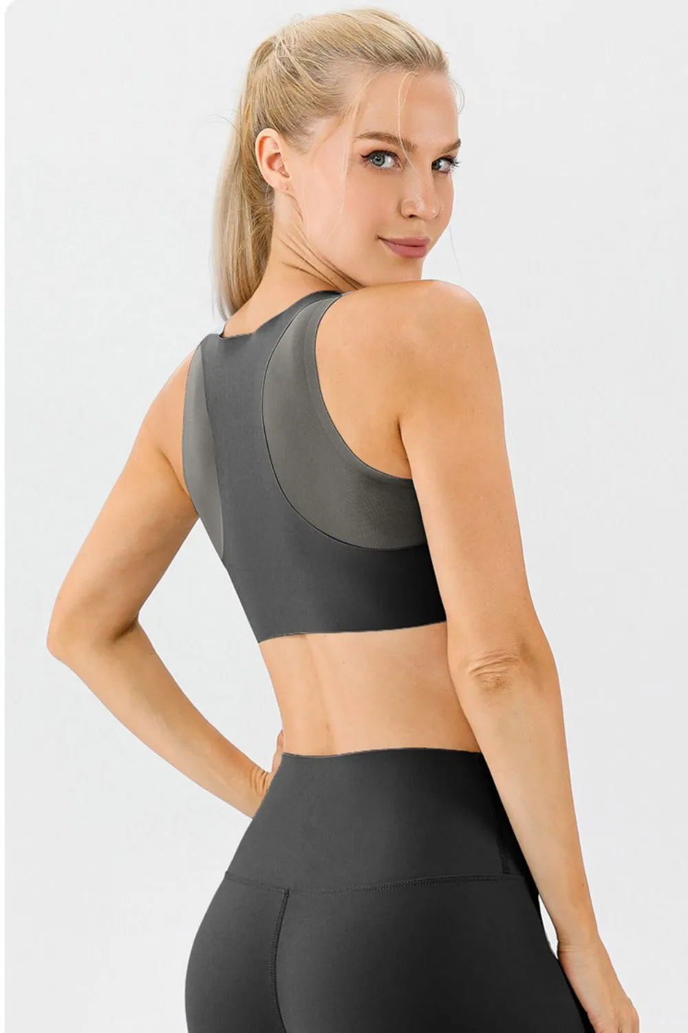 Round Neck Wide Strap Active Bra Fitggins