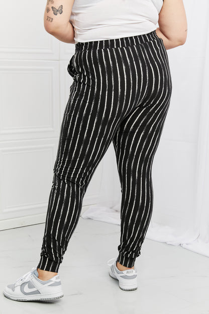 Leggings Depot Stay In Full Size Joggers - Pants - FITGGINS