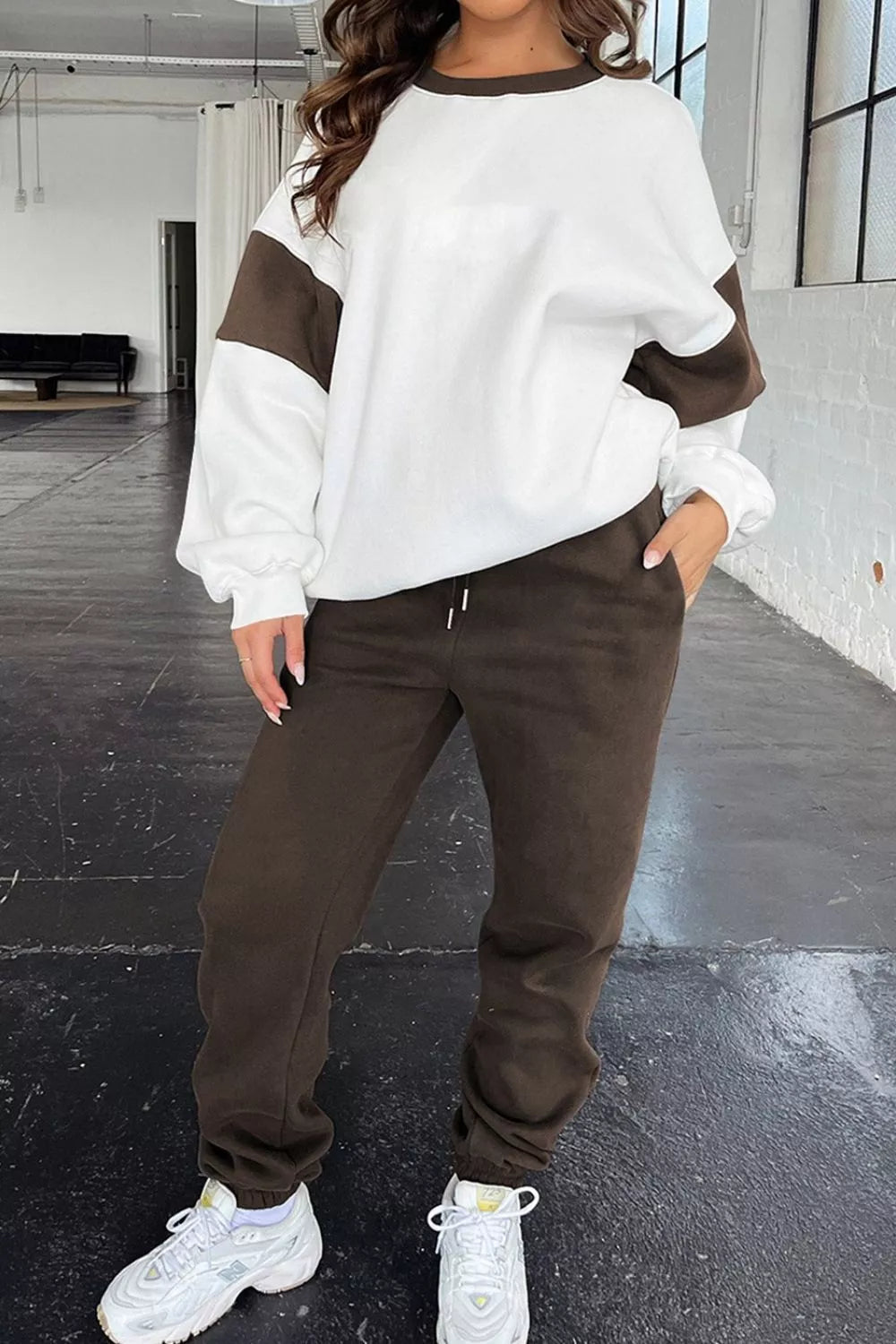 Drop Shoulder Loose Sweatshirt and Joggers Active Set Chocolate Fitggins