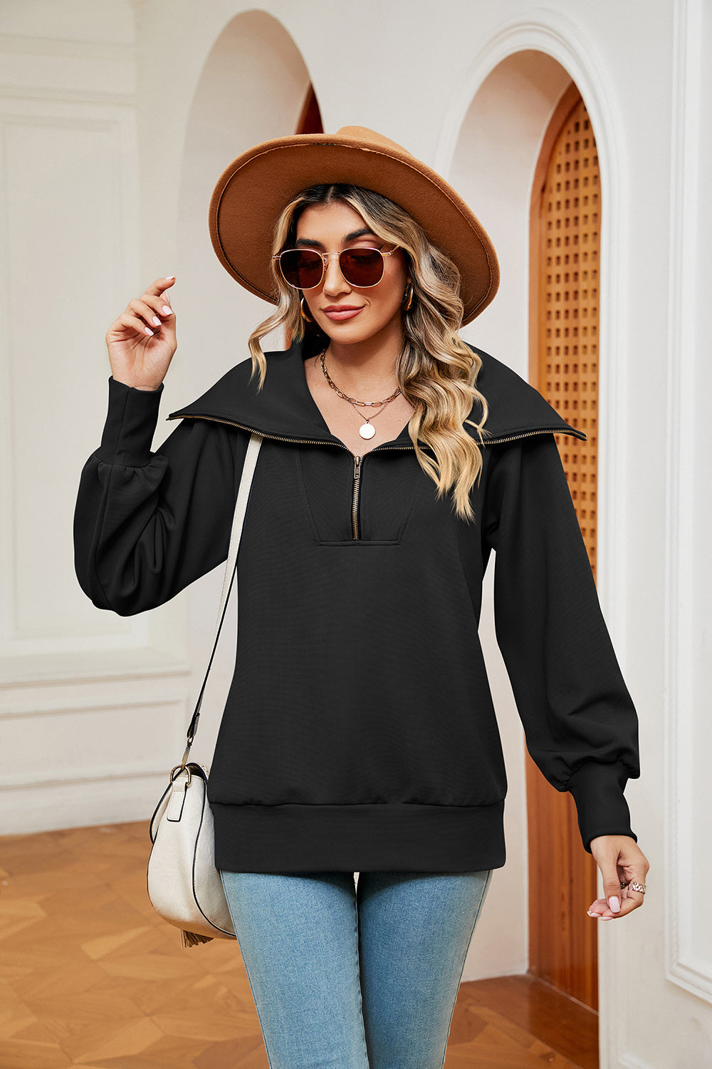 Half-Zip Collared Sweatshirt Fitggins