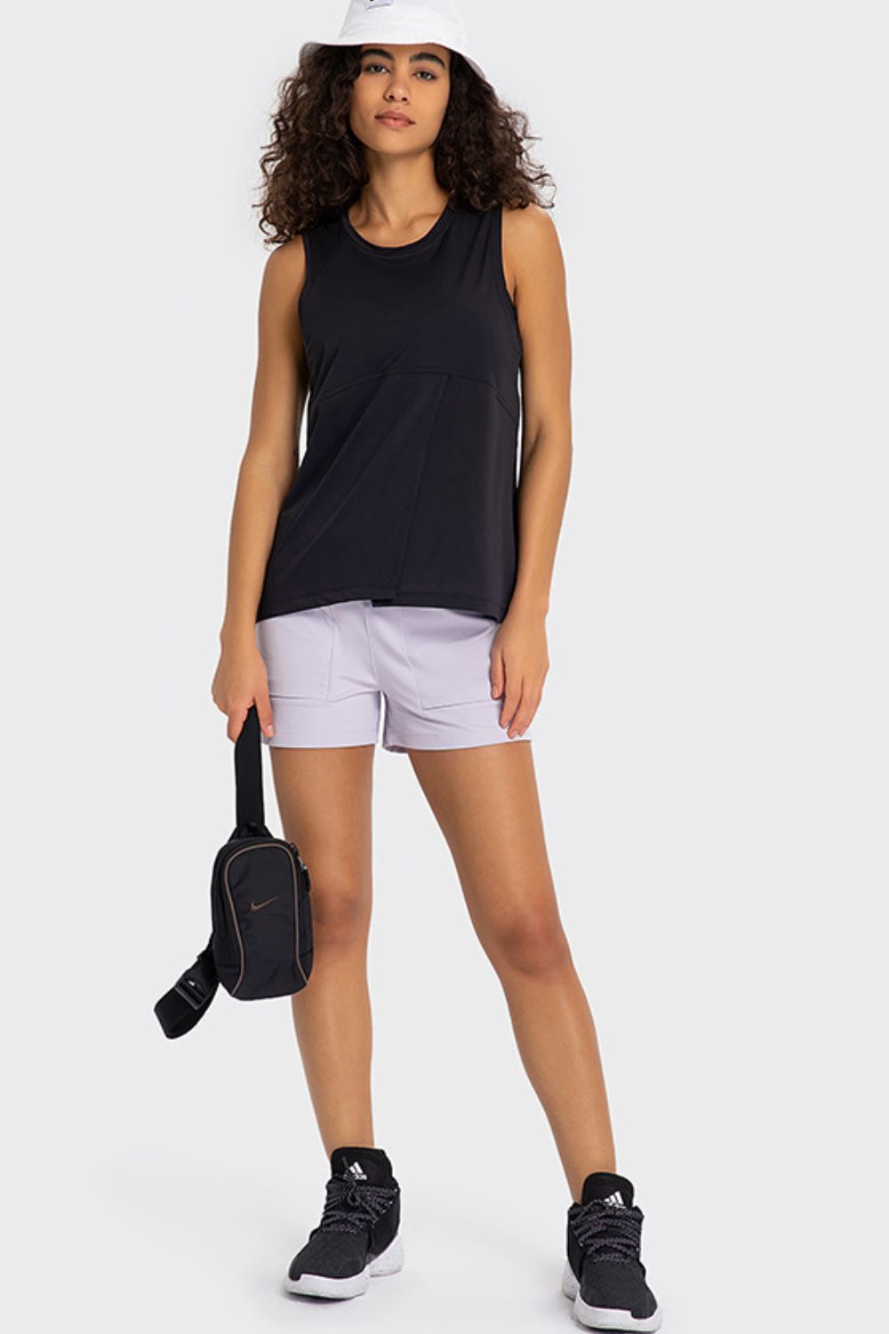 Elastic Waist Sports Shorts with Pockets - Short Leggings - FITGGINS