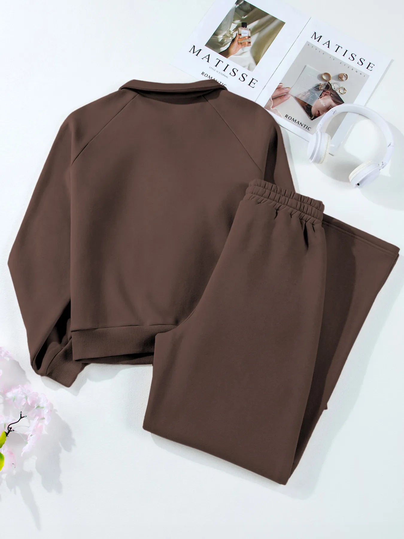 Collared Sweatshirt and High Waist Pants Active Set Fitggins