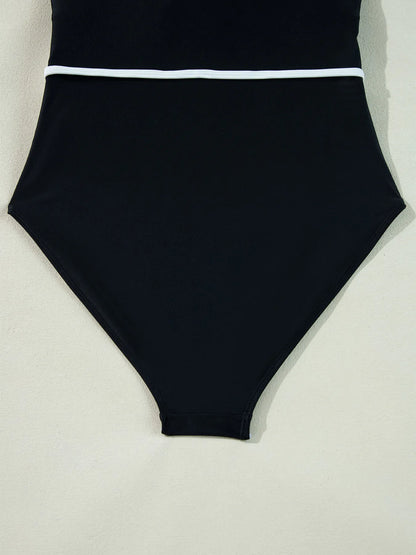 Ruffle Trim V-Neck One-Piece Swimsuit Fitggins