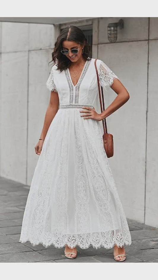 Scalloped Trim Lace Plunge Dress