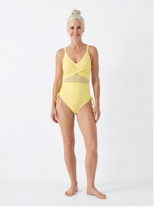 AI-generated photoshoot [sp:cmn07fzye0118jf28shh08plw]