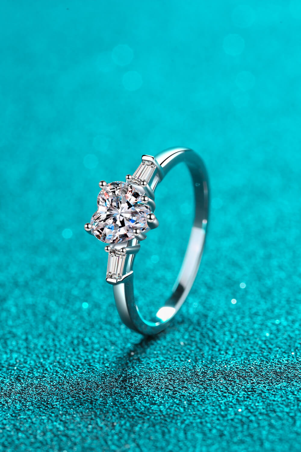 1.2 Carat Moissanite Heart Ring - Rings - FITGGINS