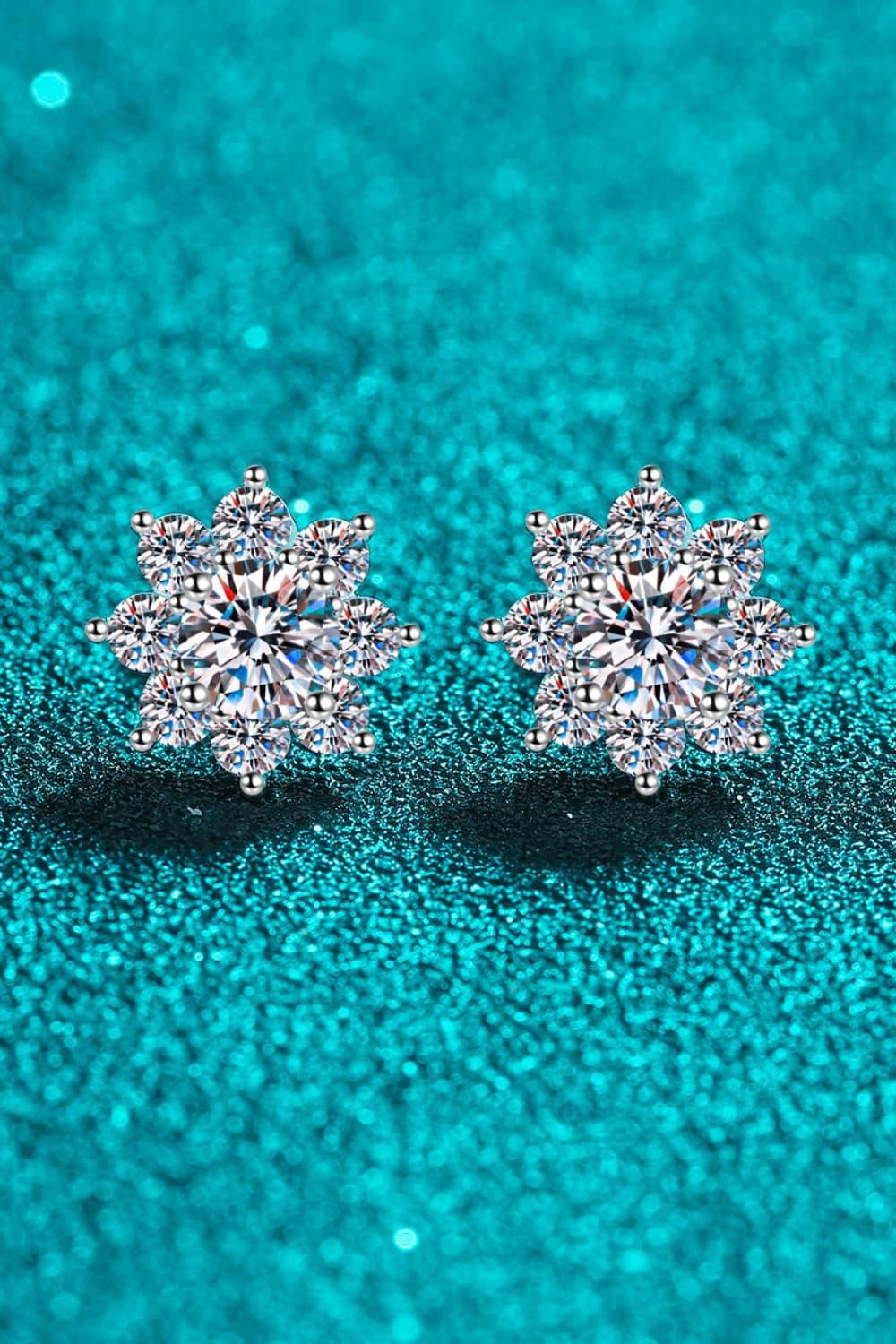 1 Carat Moissanite 925 Sterling Silver Flower Earrings - Earrings - FITGGINS