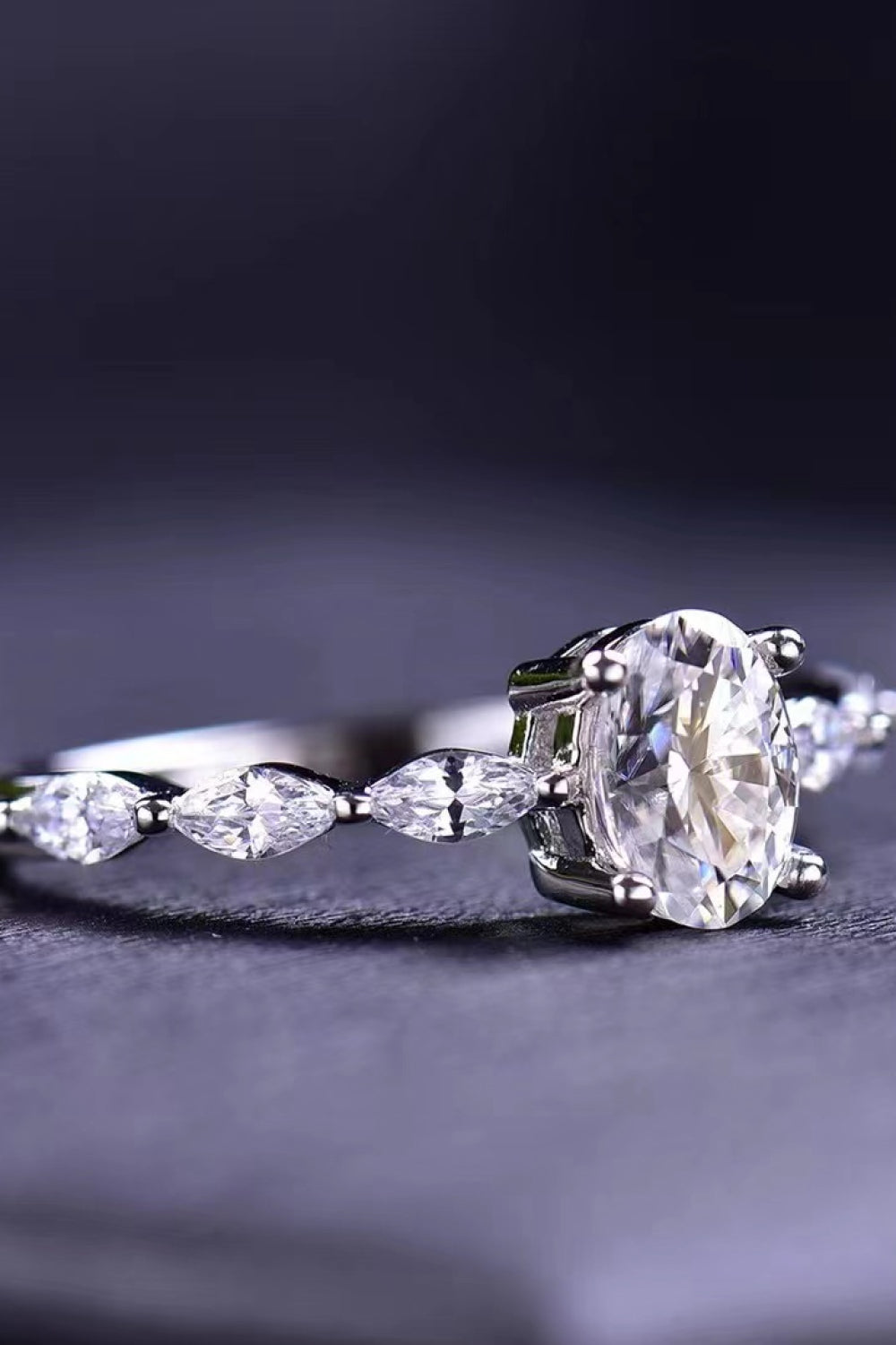 1 Carat Moissanite Oval Ring - Rings - FITGGINS