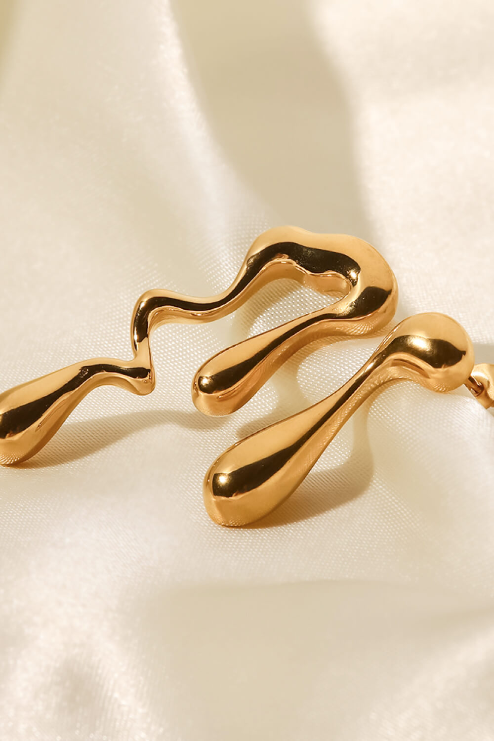 18K Gold Plated Geometric Mismatched Earrings - Earrings - FITGGINS