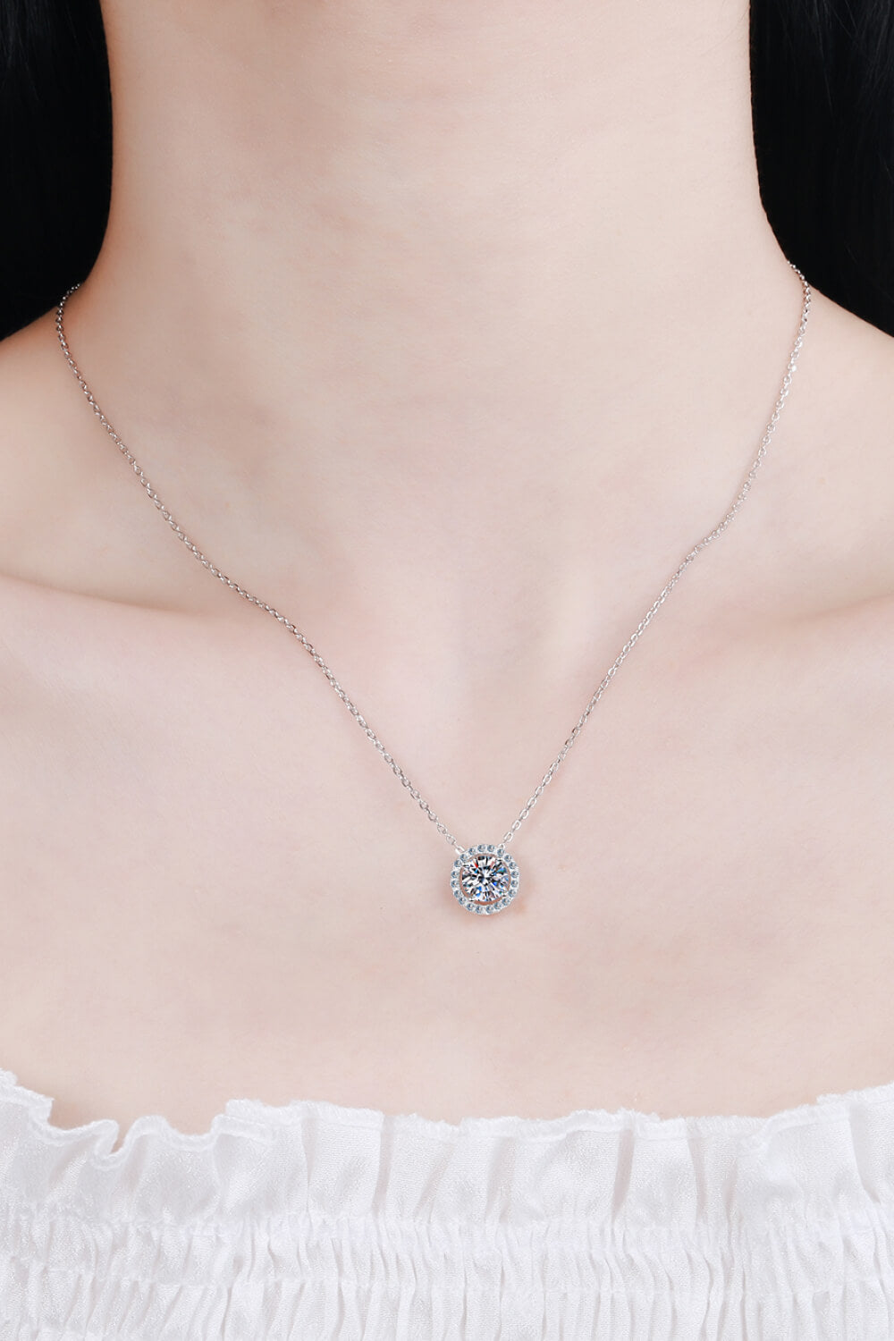 1 Carat Moissanite Round Pendant Chain Necklace - Necklaces - FITGGINS