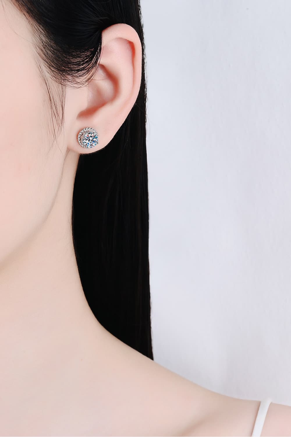 2 Carat Moissanite 925 Sterling Silver Stud Earrings - Earrings - FITGGINS
