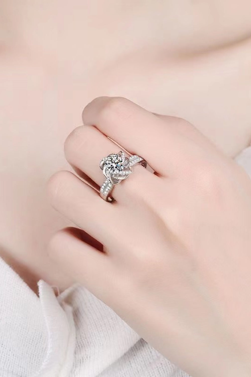 2 Carat Moissanite Floral Platinum-Plated Ring - Rings - FITGGINS