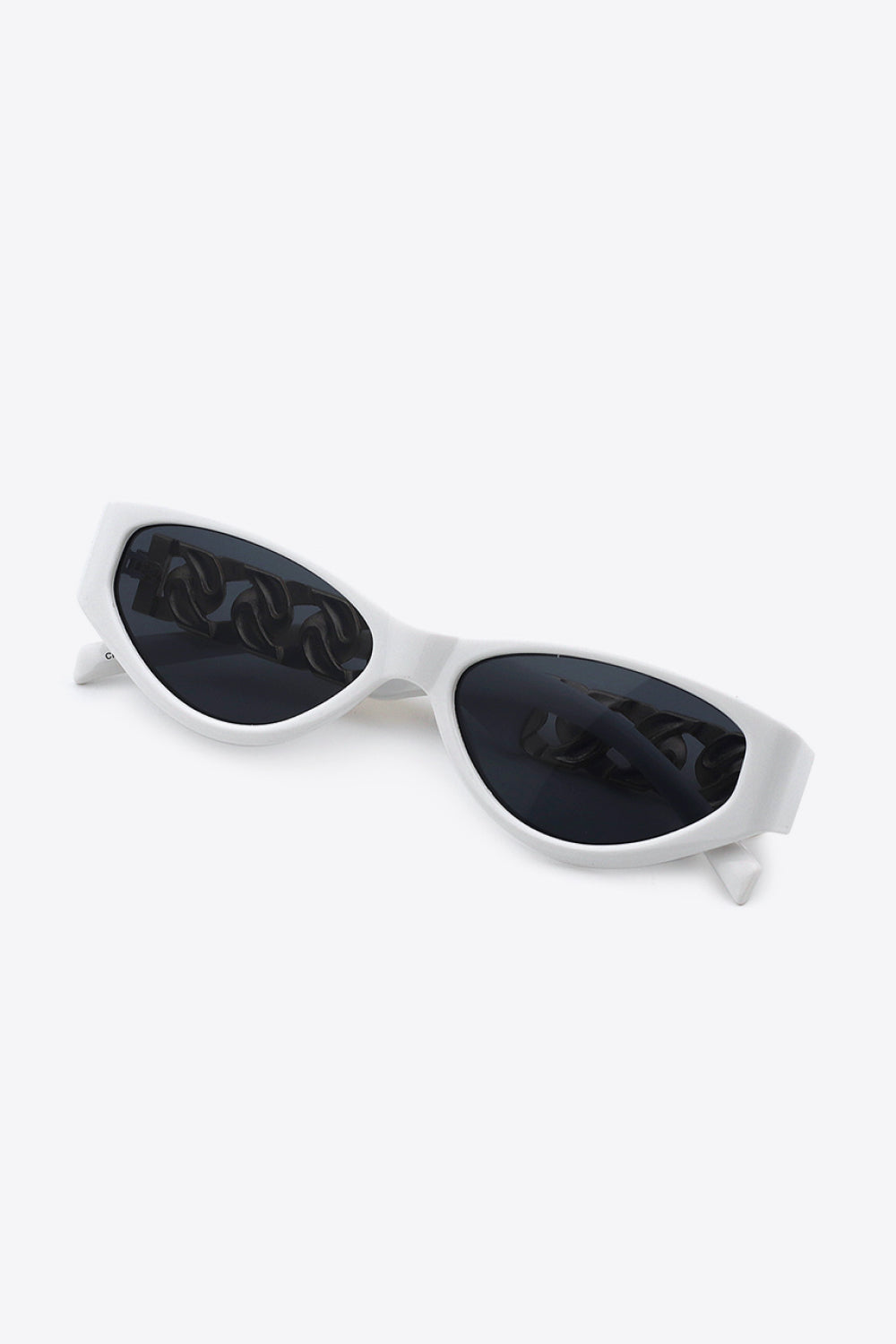 Chain Detail Temple Cat Eye Sunglasses - Sunglasses - FITGGINS