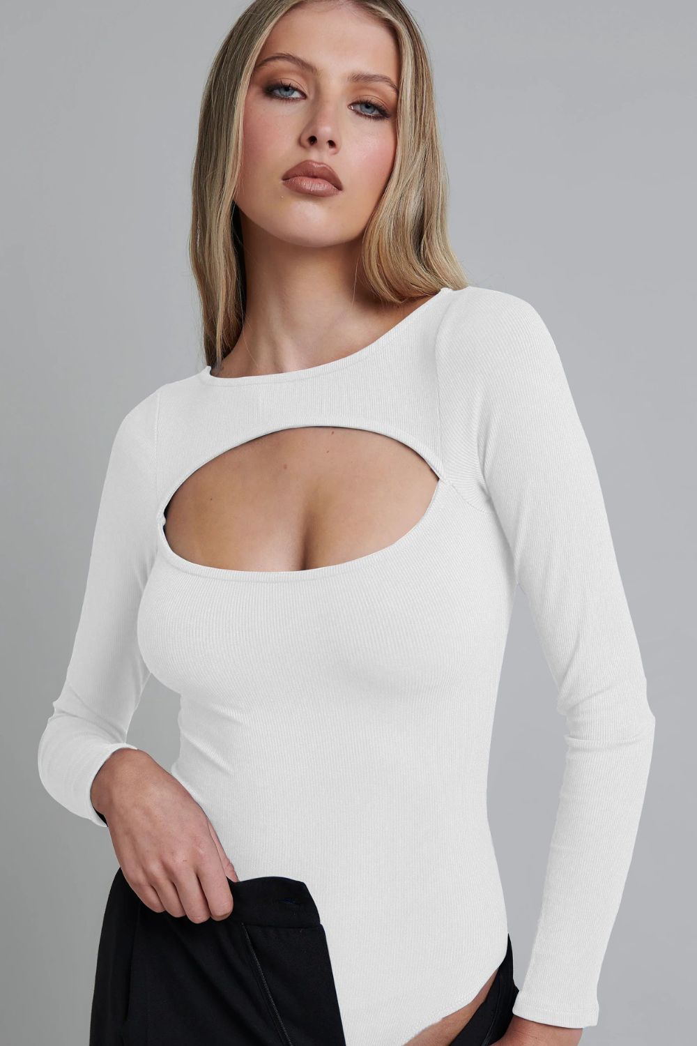 Cutout Ribbed Long Sleeve Bodysuit - Bodysuits - FITGGINS