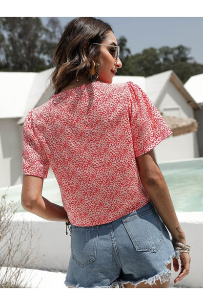 Floral Drawstring Deep V Cropped Blouse - Blouses - FITGGINS