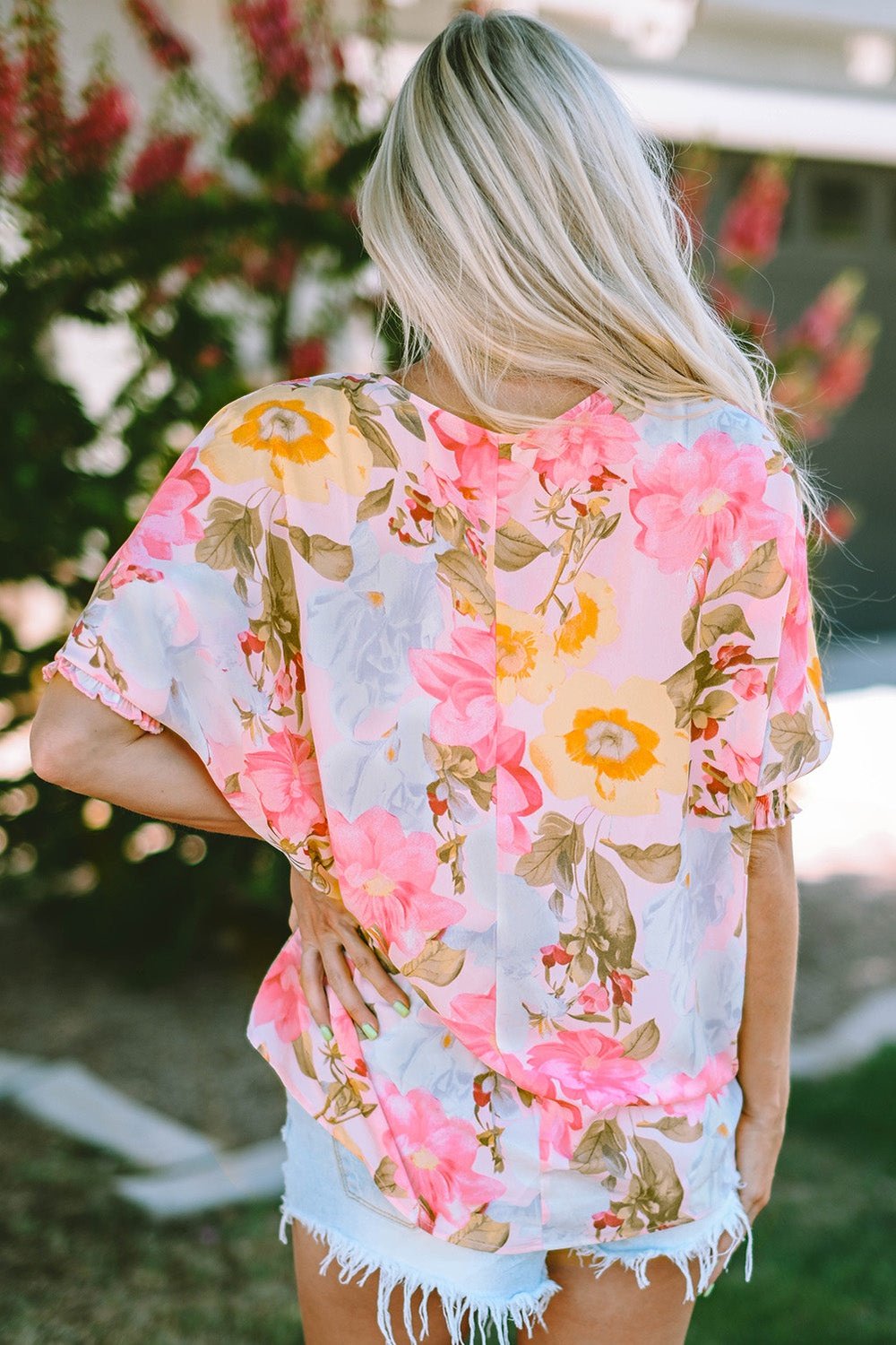 Floral Round Neck Three-Quarter Sleeve Top - Blouses - FITGGINS