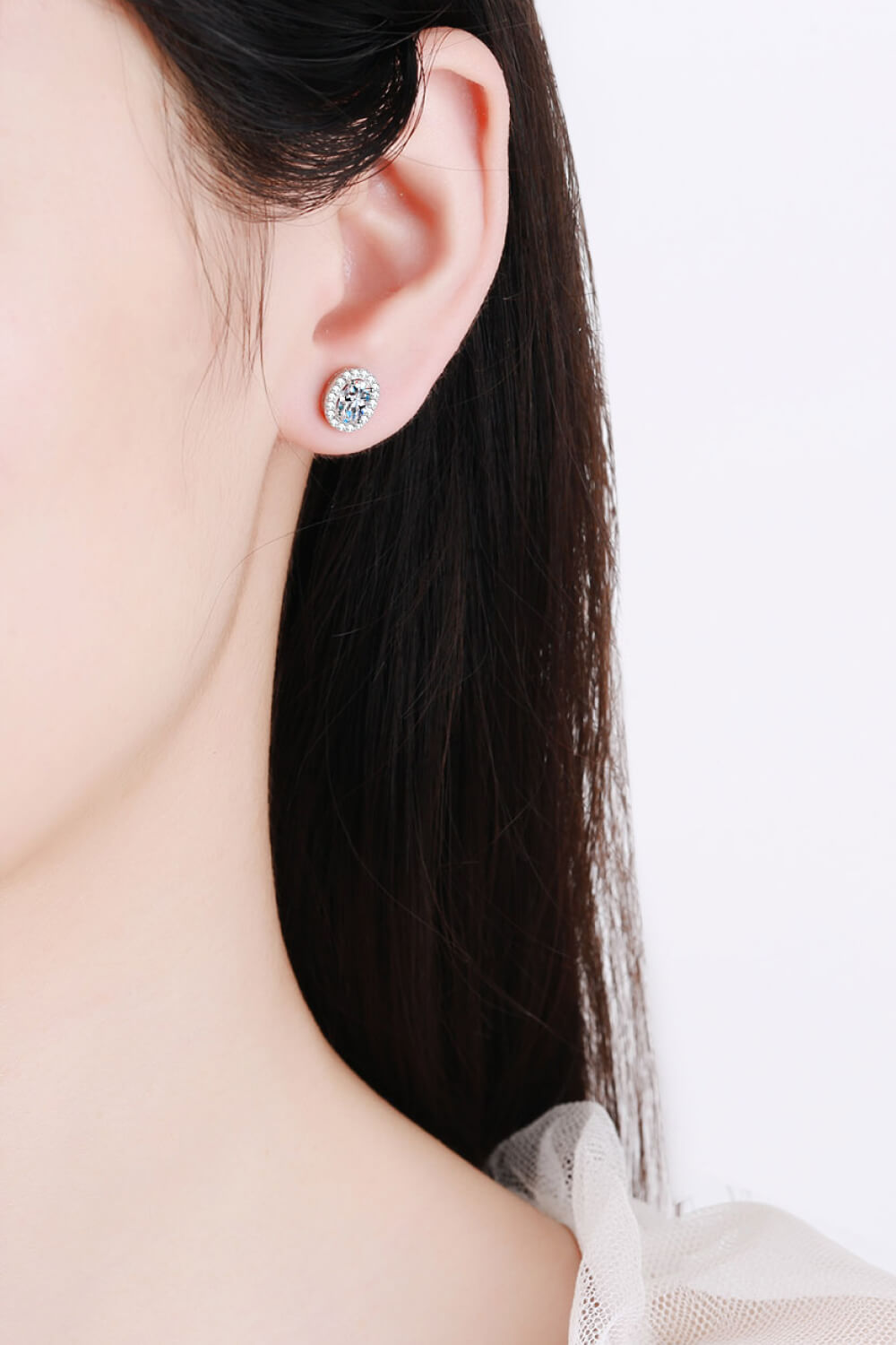 Future Style Moissanite Stud Earrings - Earrings - FITGGINS