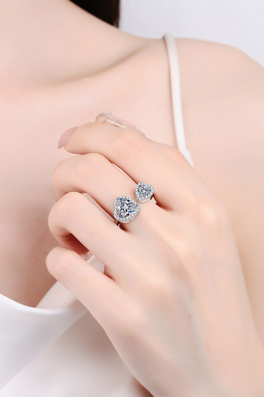 Heart-Shape Moissanite Open Ring - Rings - FITGGINS