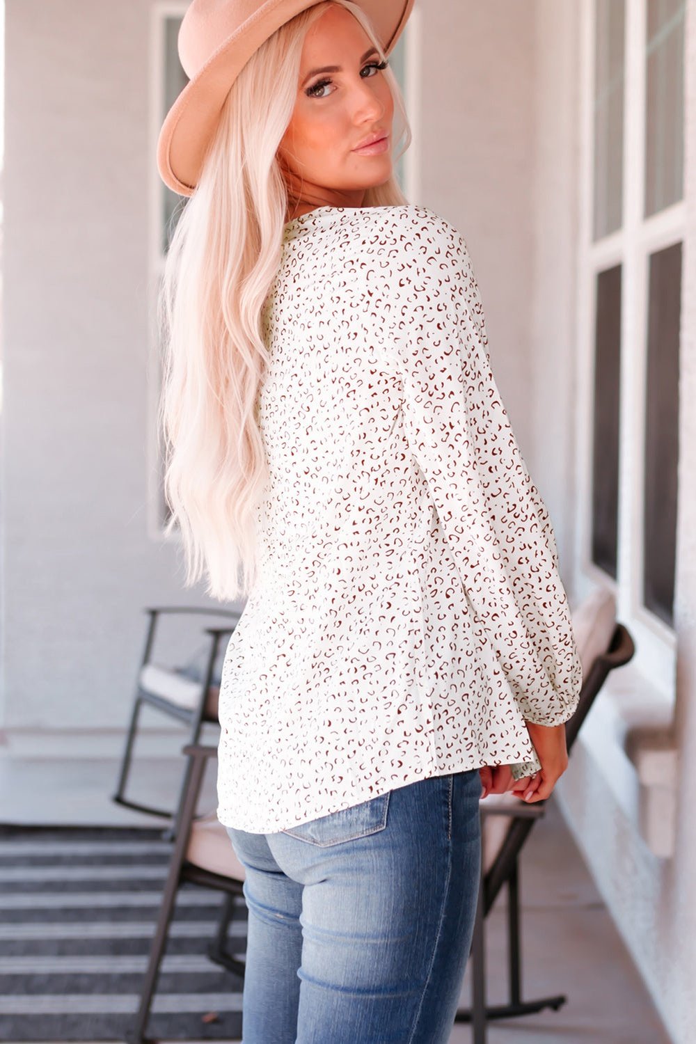 Leopard Round Neck Balloon Sleeve Blouse - Blouses - FITGGINS