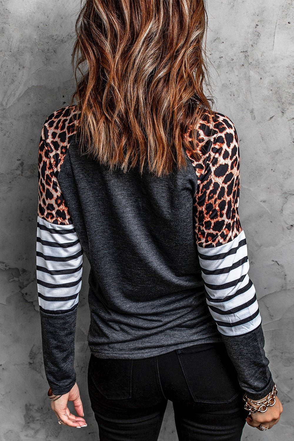 Leopard Striped Raglan Sleeve Top - T-Shirts - FITGGINS