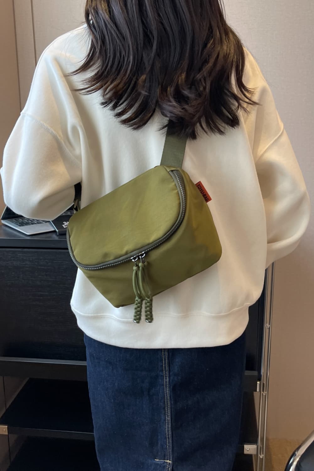 Medium Nylon Sling Bag - Handbag - FITGGINS