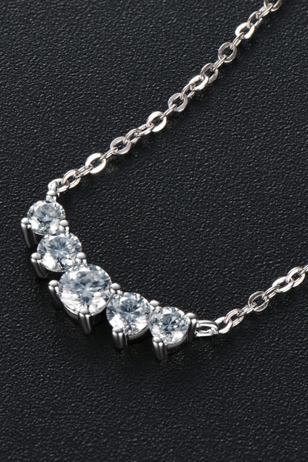 Moissanite Pendant Necklace - Necklaces - FITGGINS