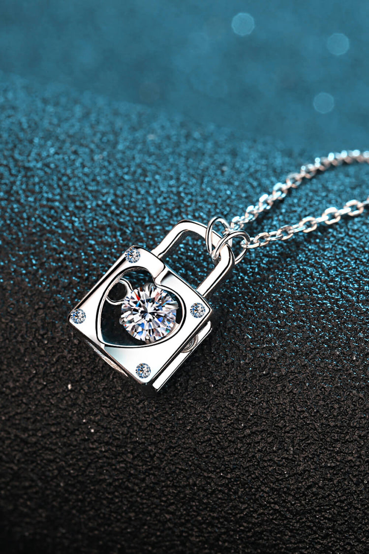 Moissanite Lock Pendant Necklace - Necklaces - FITGGINS