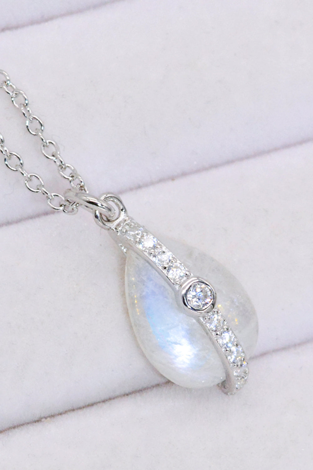 Natural Moonstone and Zircon Pendant Necklace - Necklaces - FITGGINS