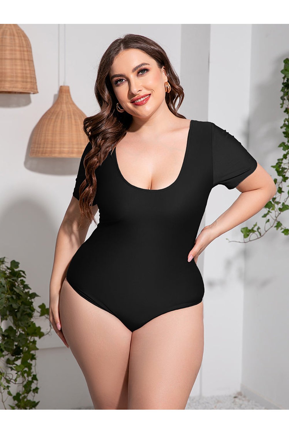 Plus Size Scoop Neck Short Sleeve One-Piece Swimsuit Fitggins