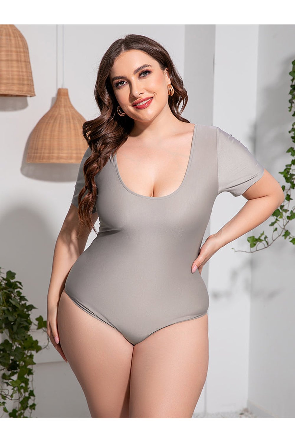 Plus Size Scoop Neck Short Sleeve One-Piece Swimsuit Fitggins