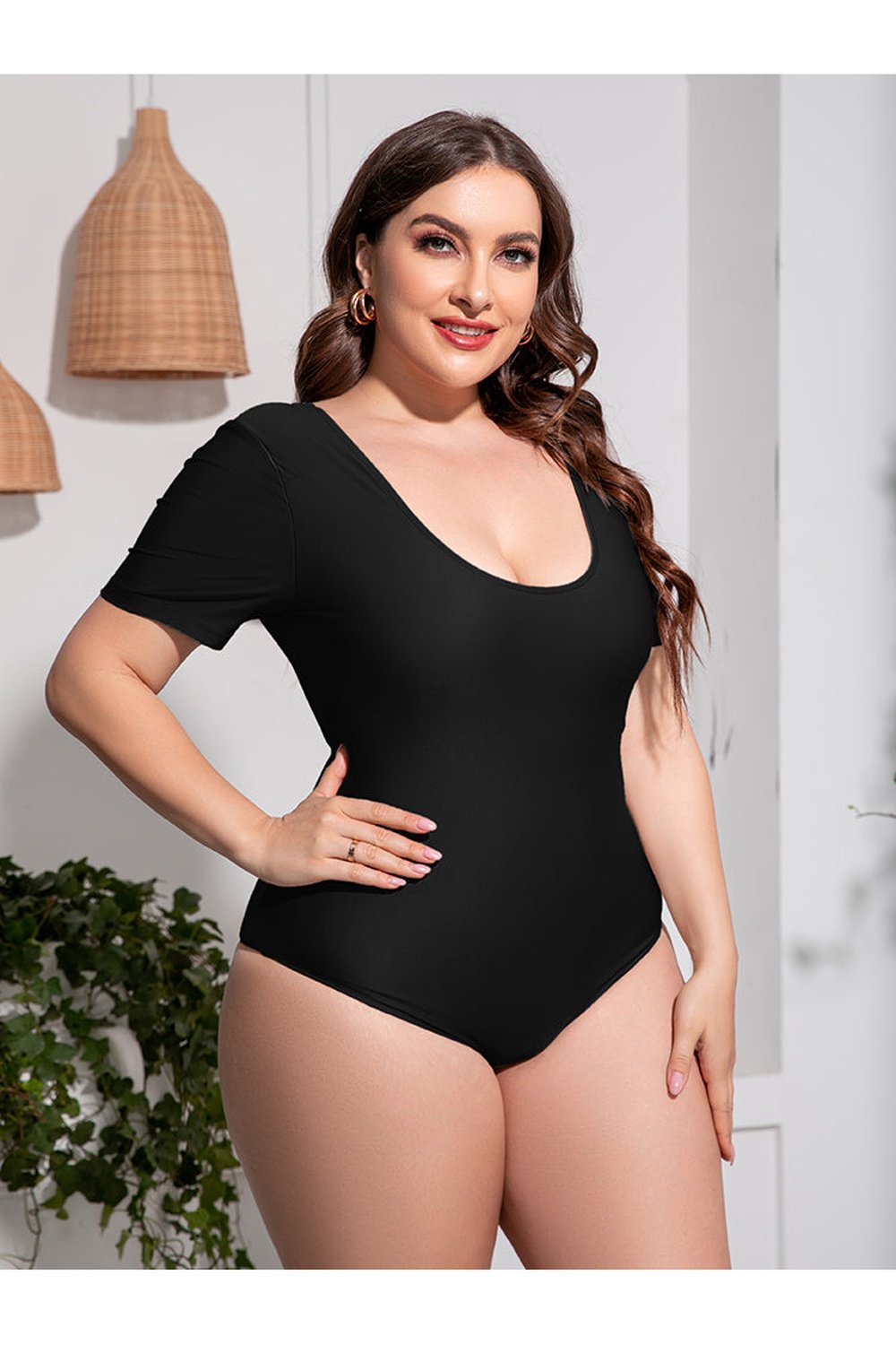 Plus Size Scoop Neck Short Sleeve One-Piece Swimsuit Fitggins