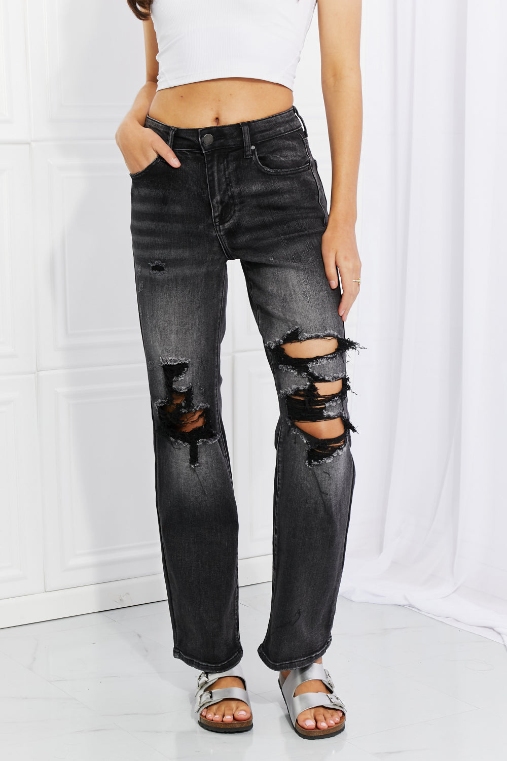RISEN Full Size Lois Distressed Loose Fit Jeans - Jeans - FITGGINS