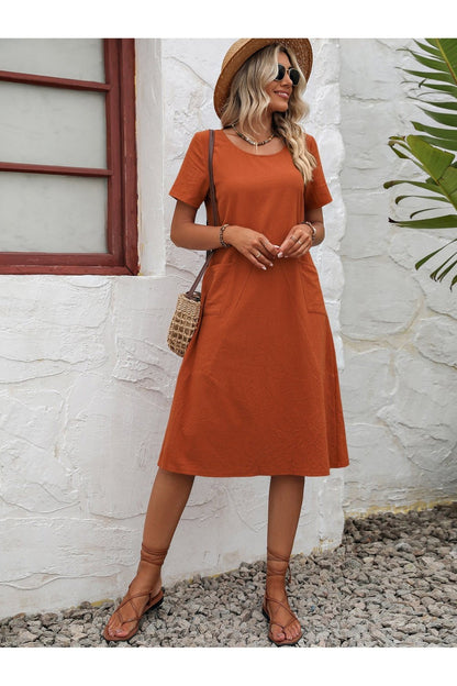 Chic Round Neck Short Sleeve Dress with Pockets