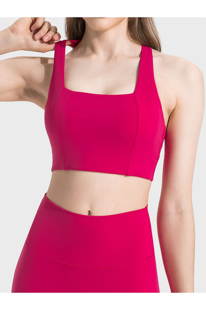 Scoop Neck Sports Bra for Ultimate Comfort and Support