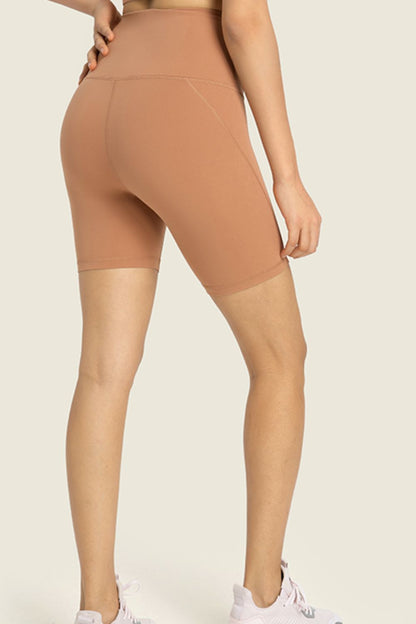 Seamless High-Rise Wide Waistband Biker Shorts - Short Leggings - FITGGINS