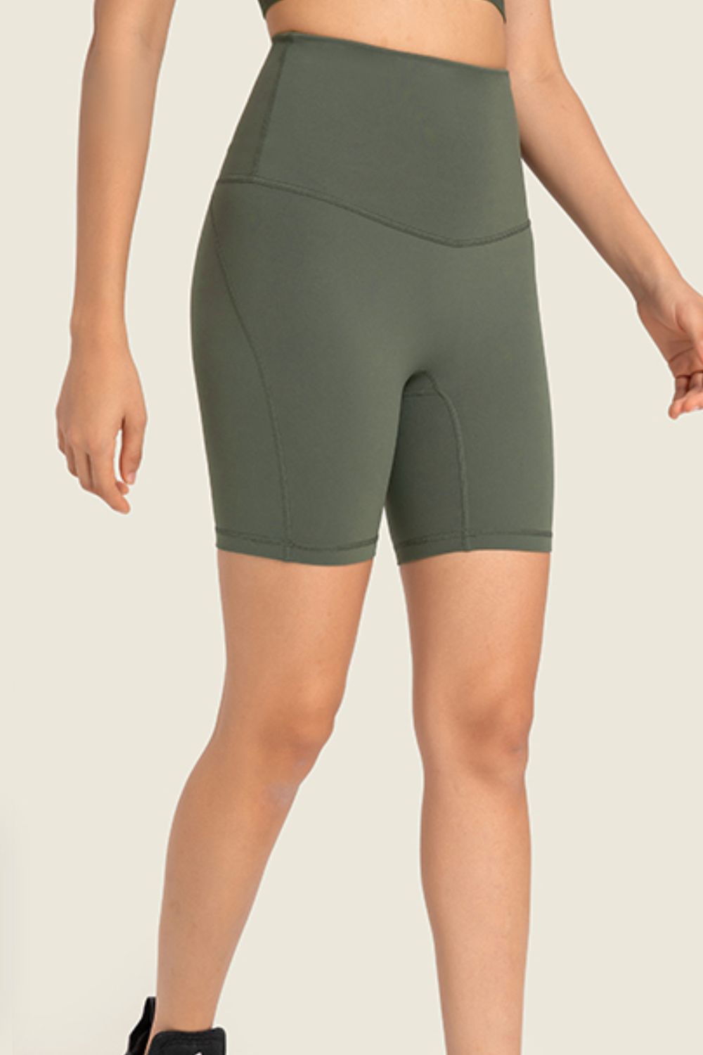 Seamless High-Rise Wide Waistband Biker Shorts - Short Leggings - FITGGINS