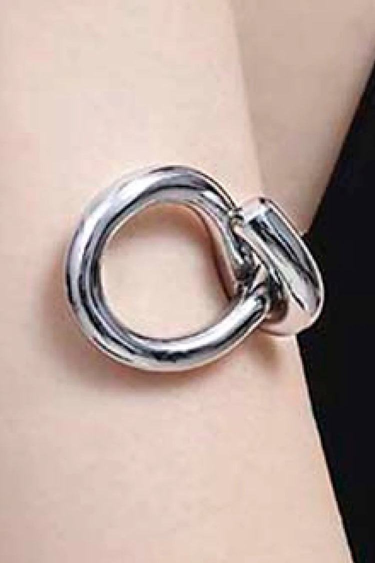 Stylish Knot Open Bracelet - Bracelets - FITGGINS