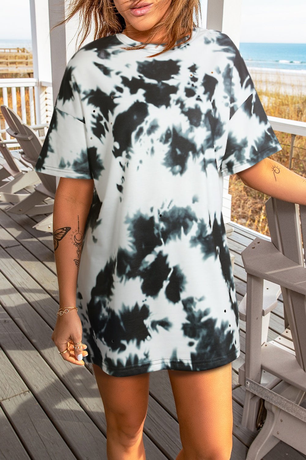 Tie-Dye Round Neck Short Sleeve Tunic Tee - T-Shirts - FITGGINS
