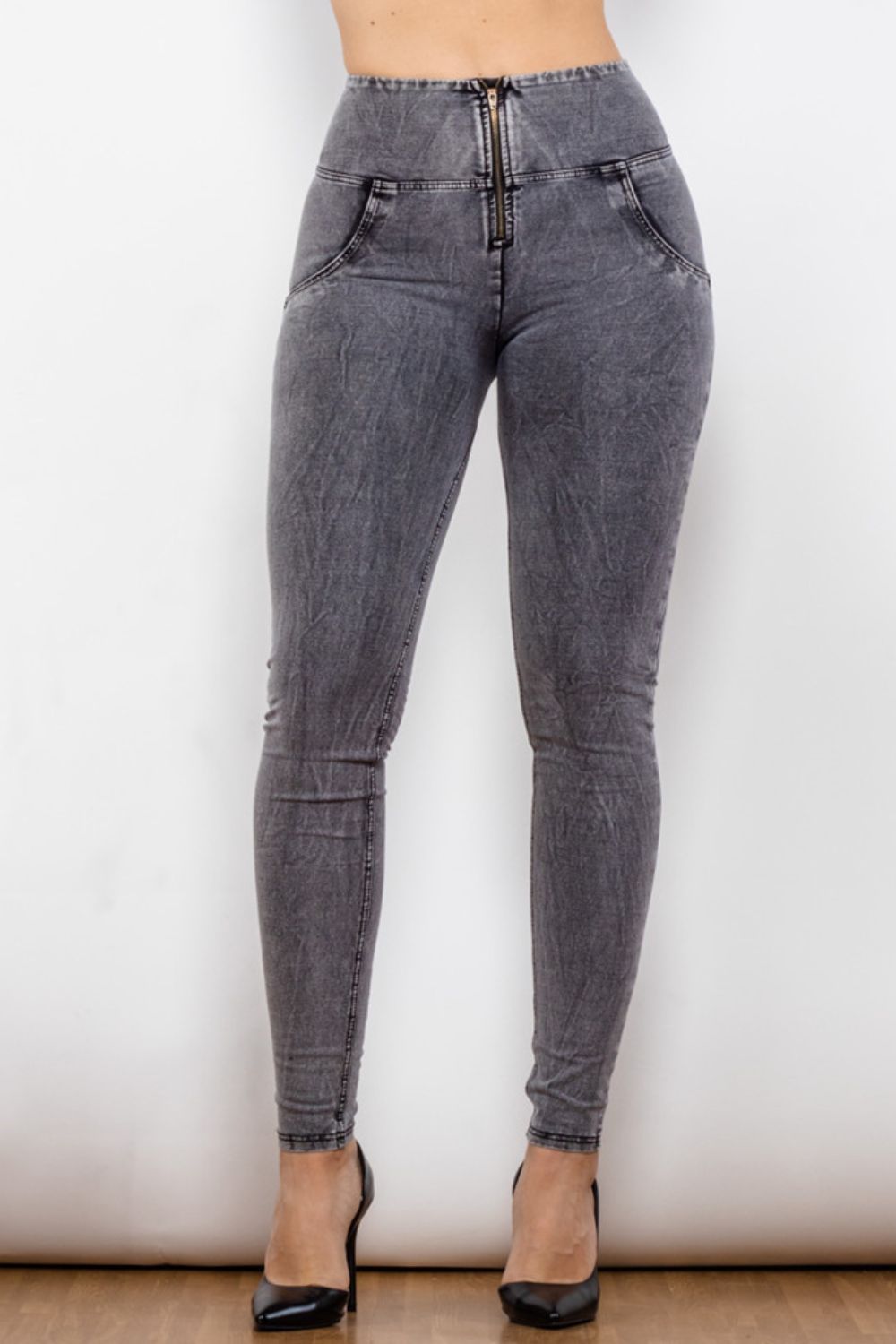 Zip Closure Skinny Jeans with Pockets - Jeans - FITGGINS