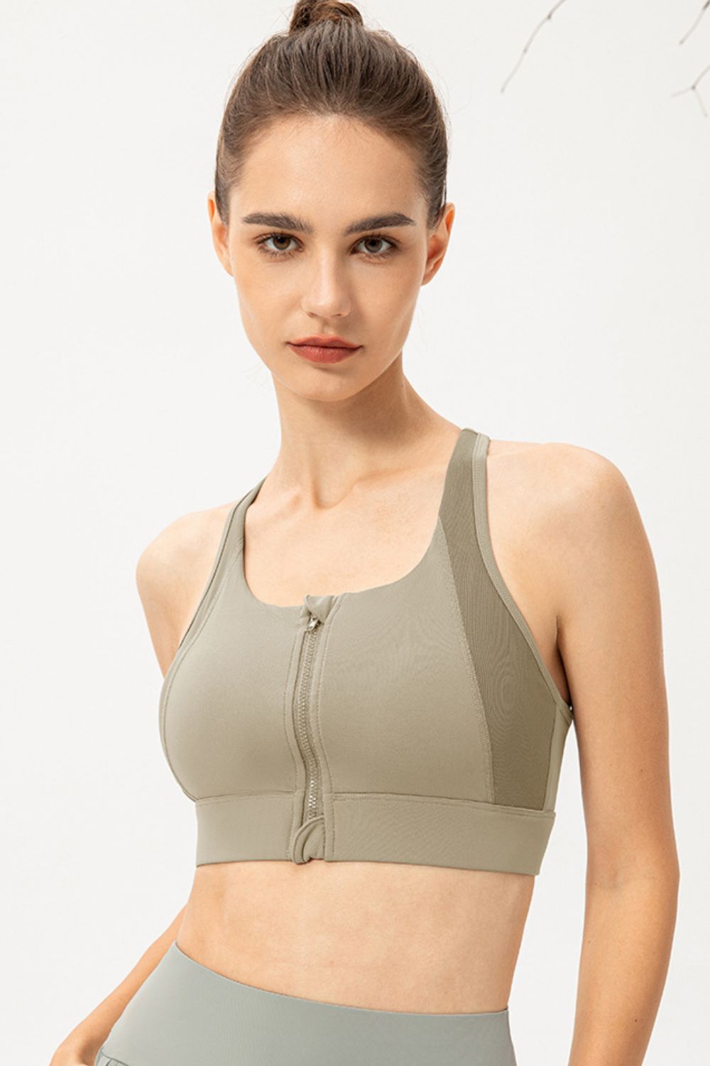 Zip-Up Round Neck Sports Bra - Sports Bras - FITGGINS