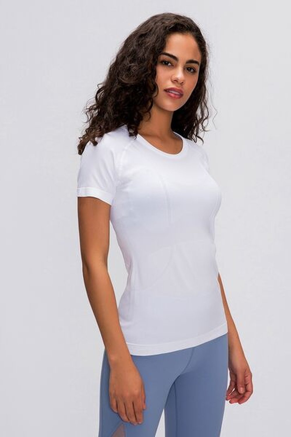 Round Neck Short Sleeve Active T-Shirt - Crop Tops & Tank Tops - FITGGINS